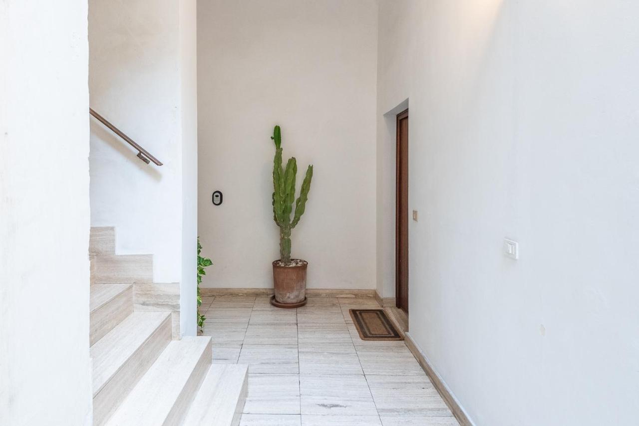 Rubichi 6 - Old Town Apartment Sit Lecce Ngoại thất bức ảnh