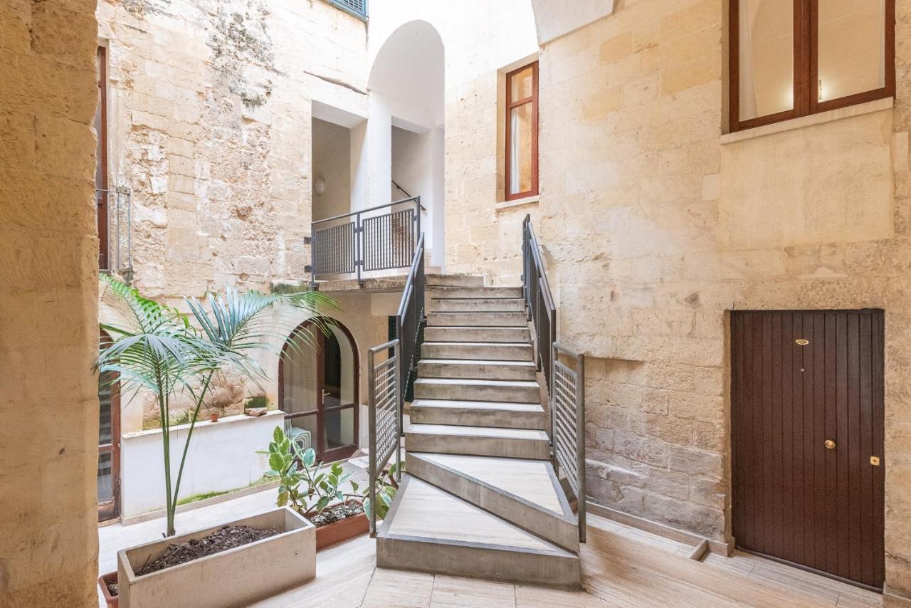Rubichi 6 - Old Town Apartment Sit Lecce Ngoại thất bức ảnh