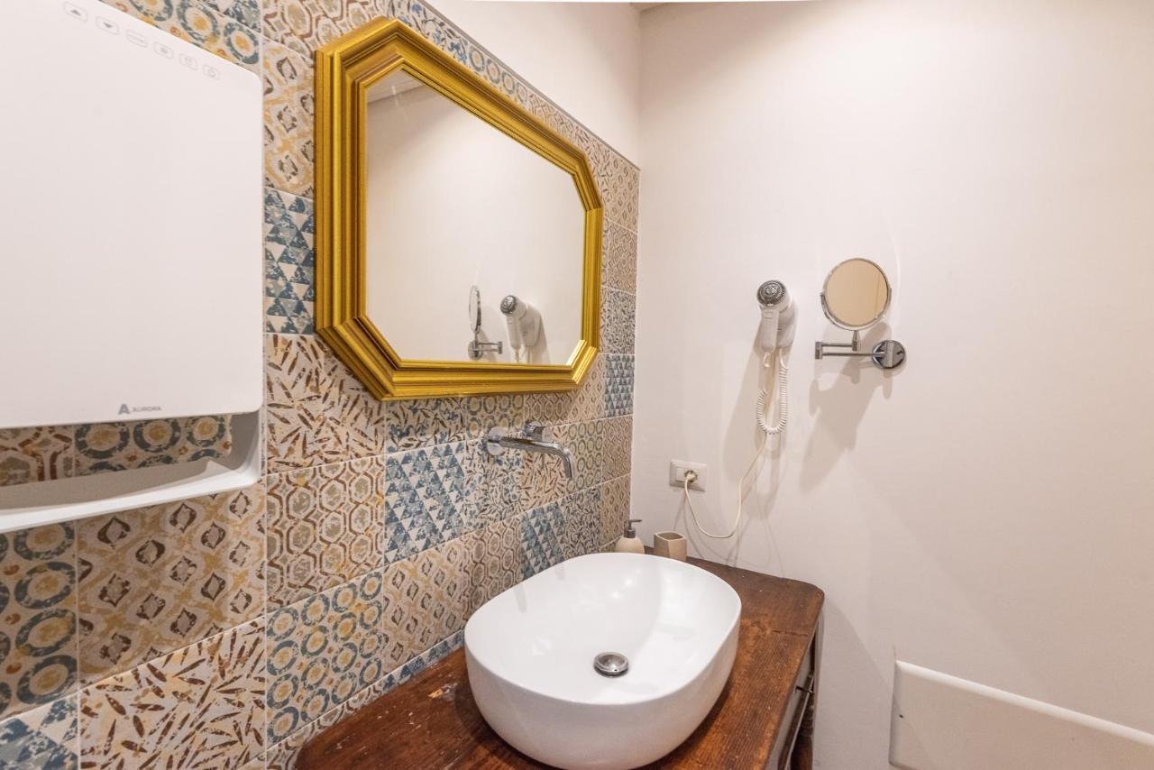 Rubichi 6 - Old Town Apartment Sit Lecce Ngoại thất bức ảnh