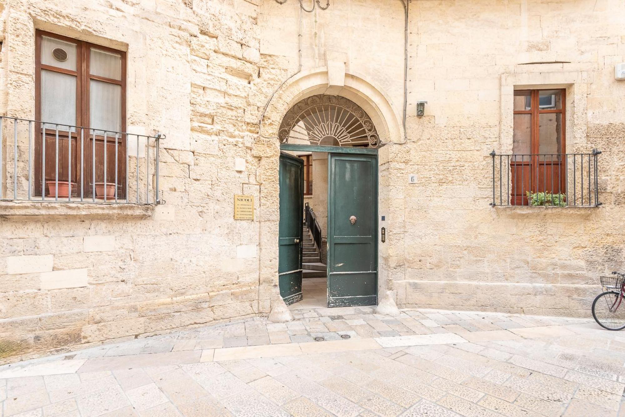 Rubichi 6 - Old Town Apartment Sit Lecce Ngoại thất bức ảnh